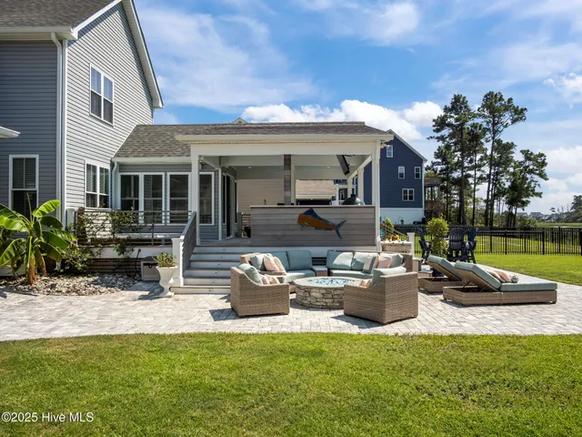 $828,000 | 2411 Marsh Tern Lane, Morehead City, NC 28557