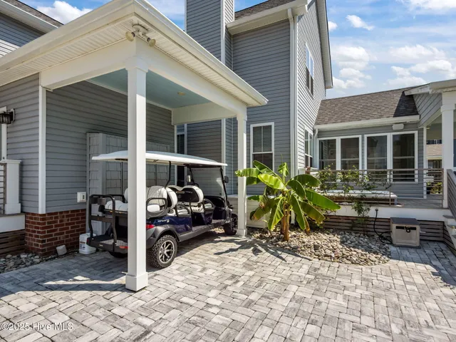 $828,000 | 2411 Marsh Tern Lane, Morehead City, NC 28557