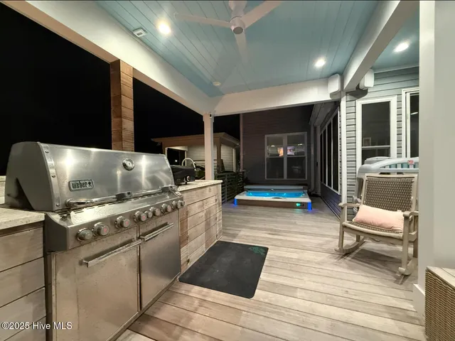 $828,000 | 2411 Marsh Tern Lane, Morehead City, NC 28557