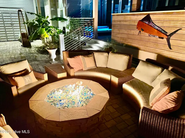 $828,000 | 2411 Marsh Tern Lane, Morehead City, NC 28557