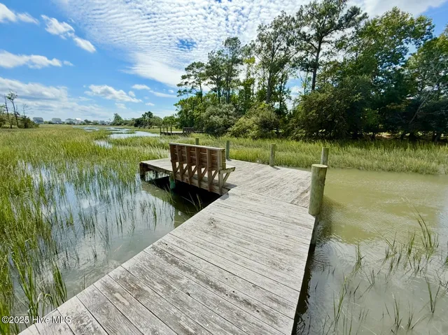 $828,000 | 2411 Marsh Tern Lane, Morehead City, NC 28557
