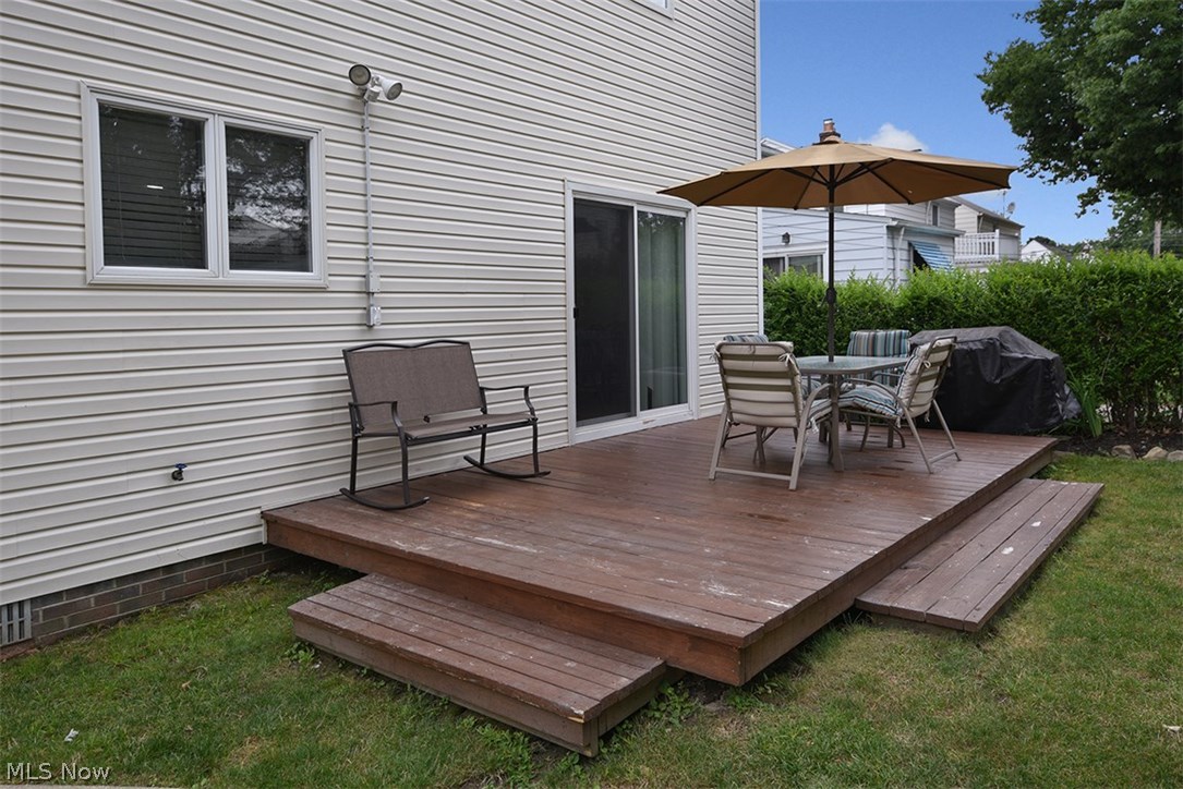 1187 Dorsh Road Cleveland, OH 44121 - Photo 23 of 25