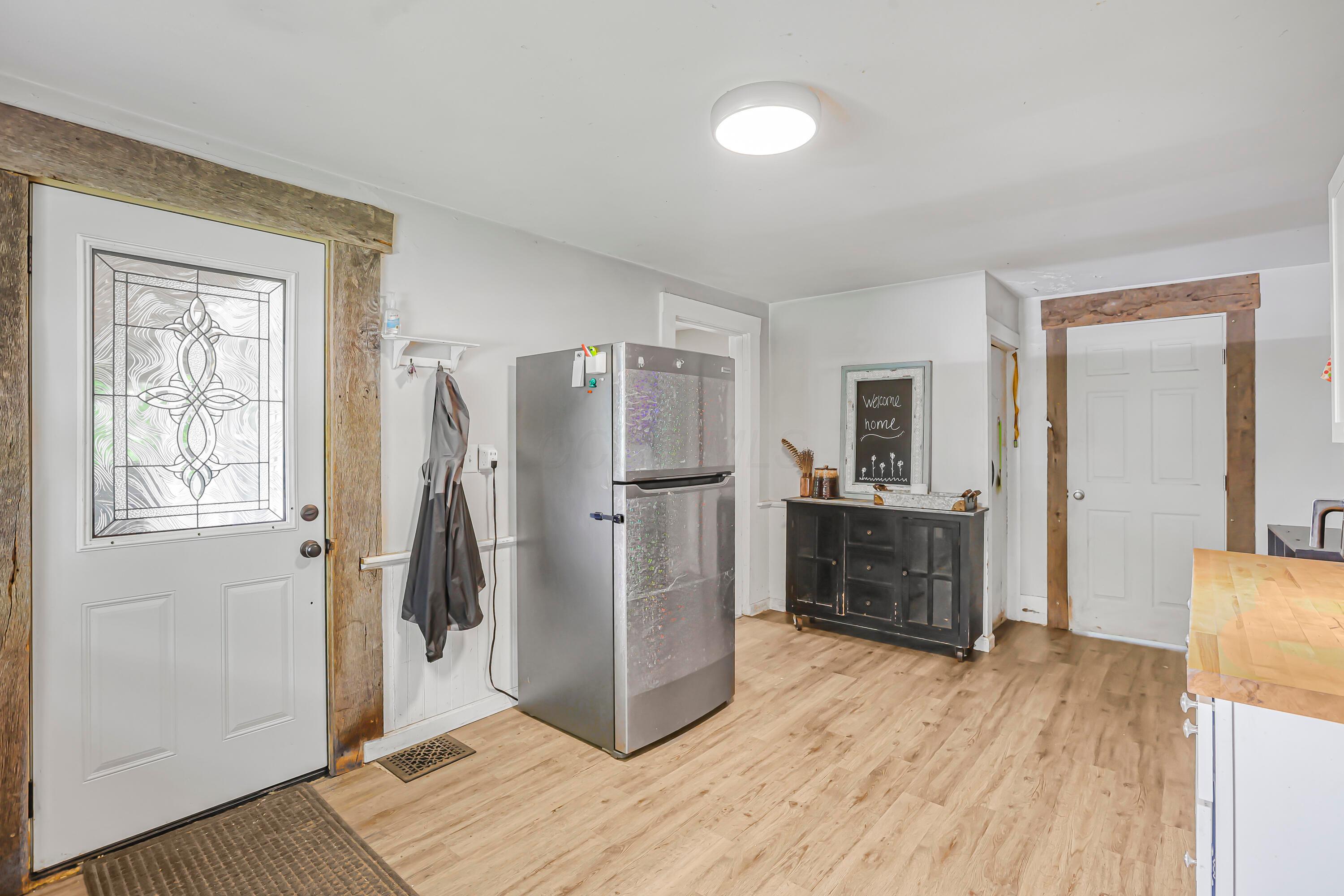 11479 Armentrout Road Fredericktown, OH 43019 - Photo 8 of 59 19-print-939A7106