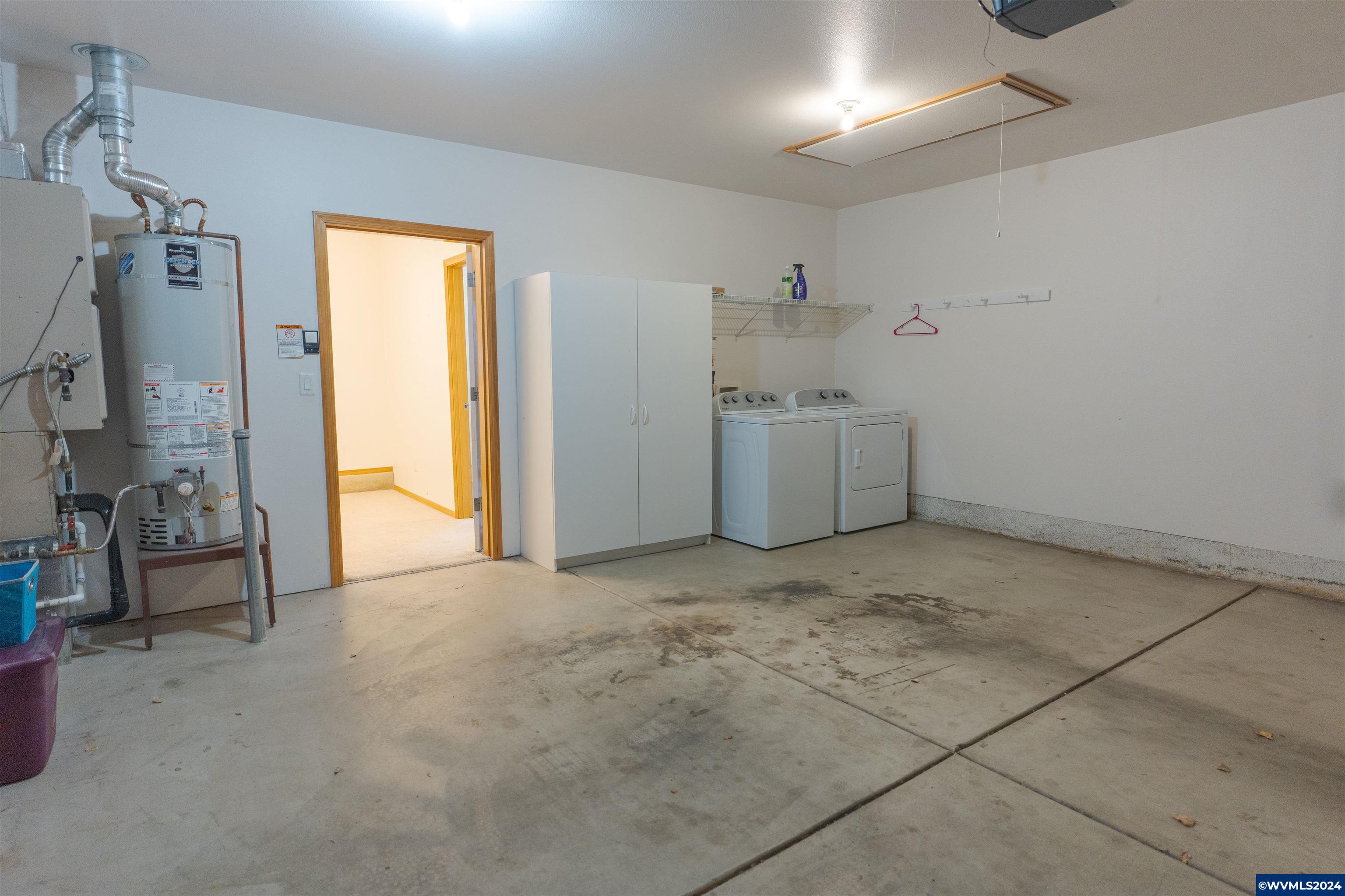 1904 Summerfield Court Southwest Albany, OR 97321 - Photo 16 of 28