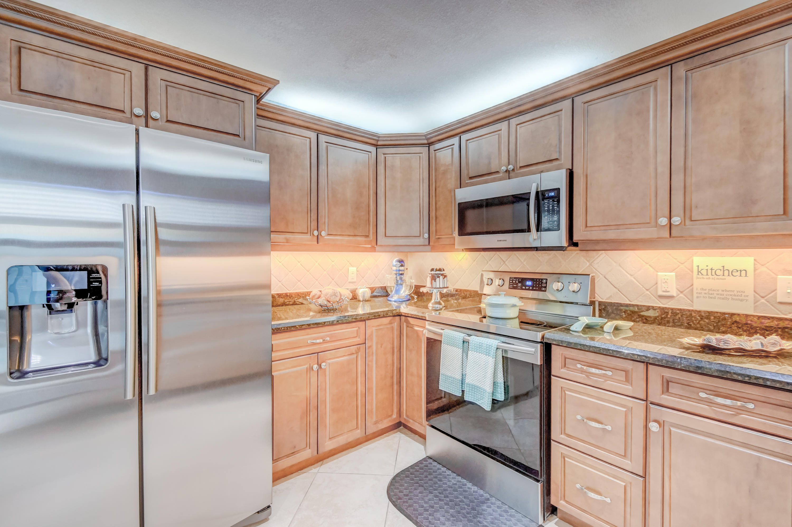 9103 Southwest 20th Street, Unit A Boca Raton, FL 33428 - Photo 15 of 52 Kitchen