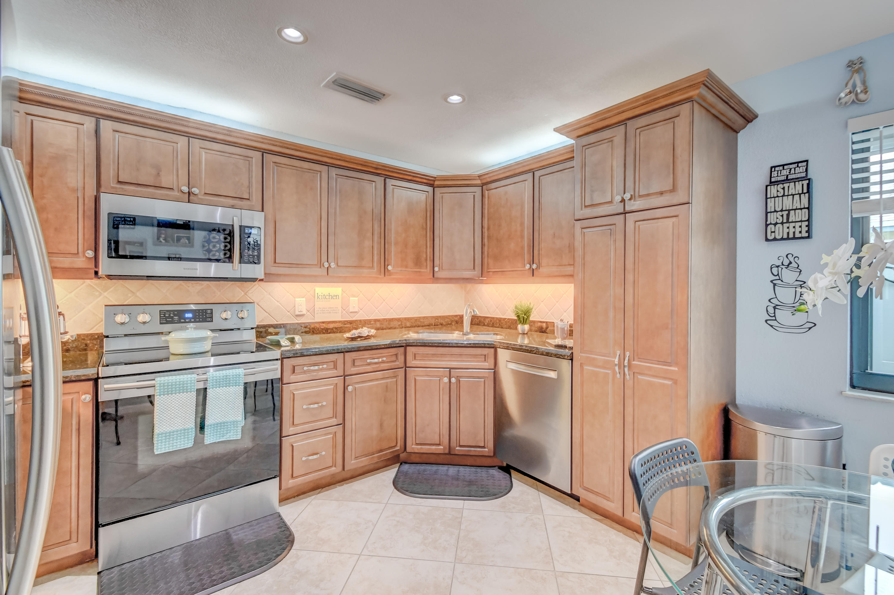 9103 Southwest 20th Street, Unit A Boca Raton, FL 33428 - Photo 16 of 52 Kitchen