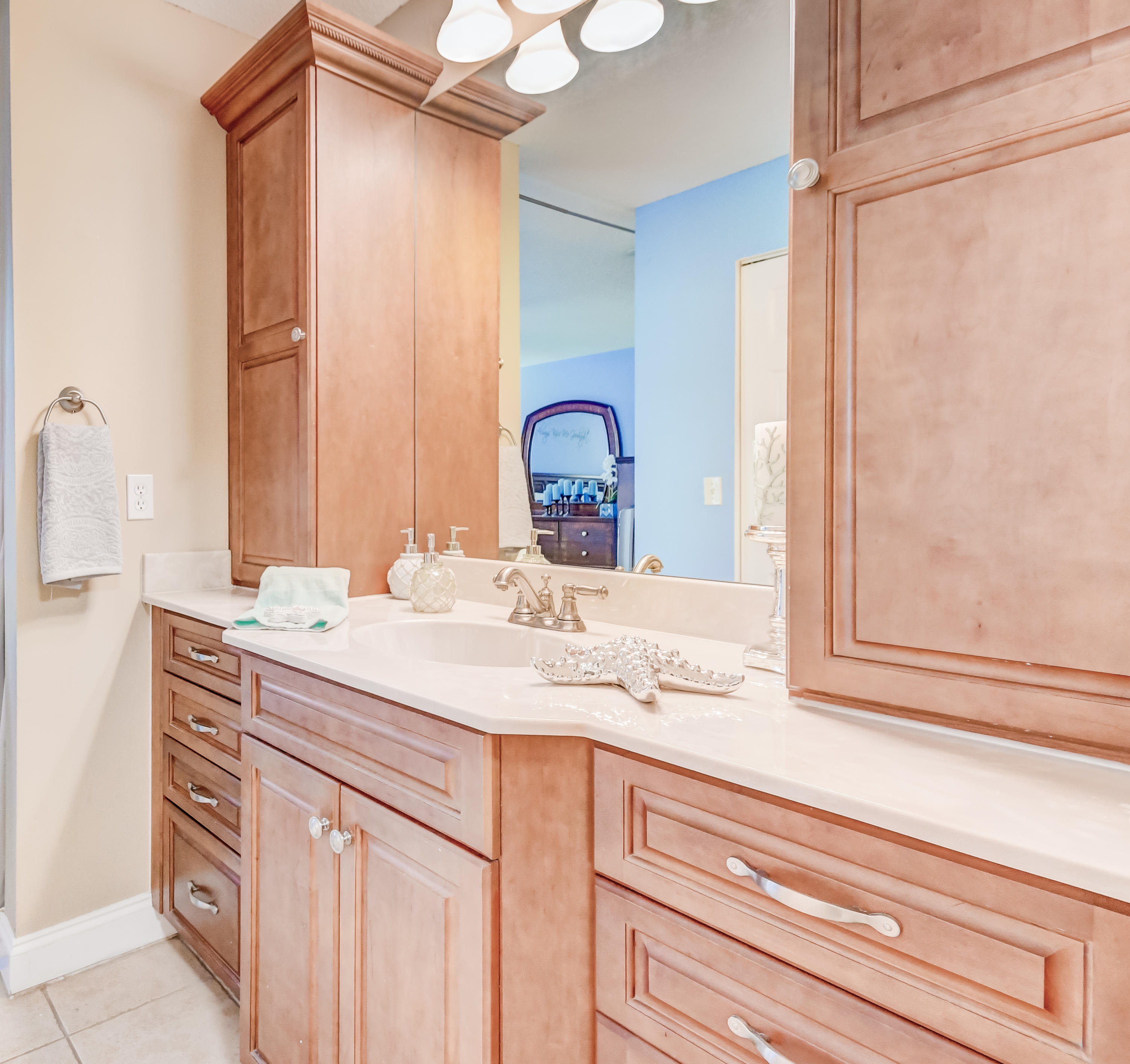 9103 Southwest 20th Street, Unit A Boca Raton, FL 33428 - Photo 25 of 52 Master bath