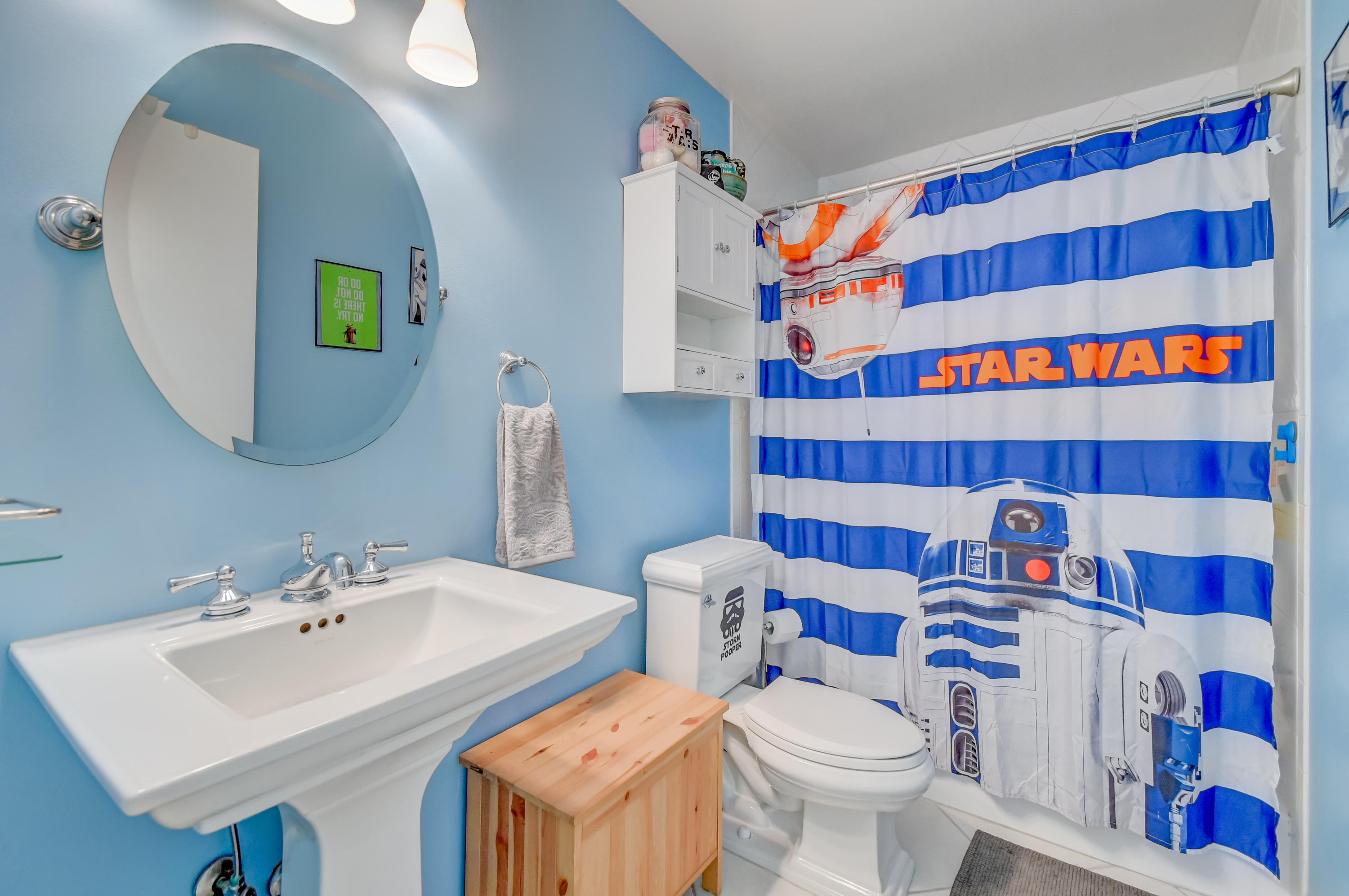 9103 Southwest 20th Street, Unit A Boca Raton, FL 33428 - Photo 29 of 52 Guest bath