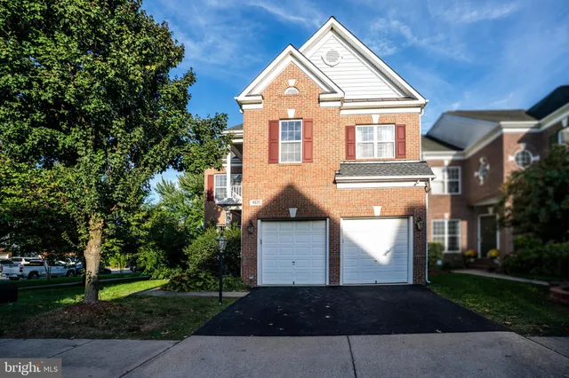 $4,300 | 9571 Linnett Hill Drive, Lorton, VA 22079