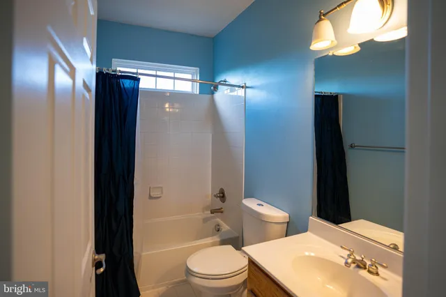 $4,300 | 9571 Linnett Hill Drive, Lorton, VA 22079