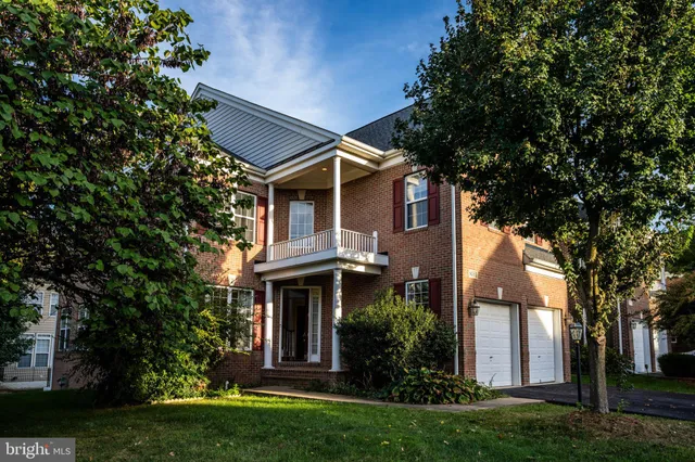 $4,300 | 9571 Linnett Hill Drive, Lorton, VA 22079