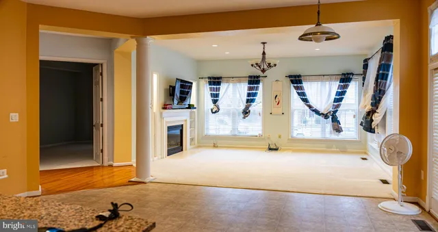 $4,300 | 9571 Linnett Hill Drive, Lorton, VA 22079