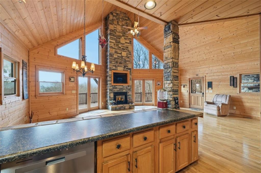 97 Fox Mountain Crossing Blue Ridge, GA 30513 - Photo 36 of 57 Gallery Image 36