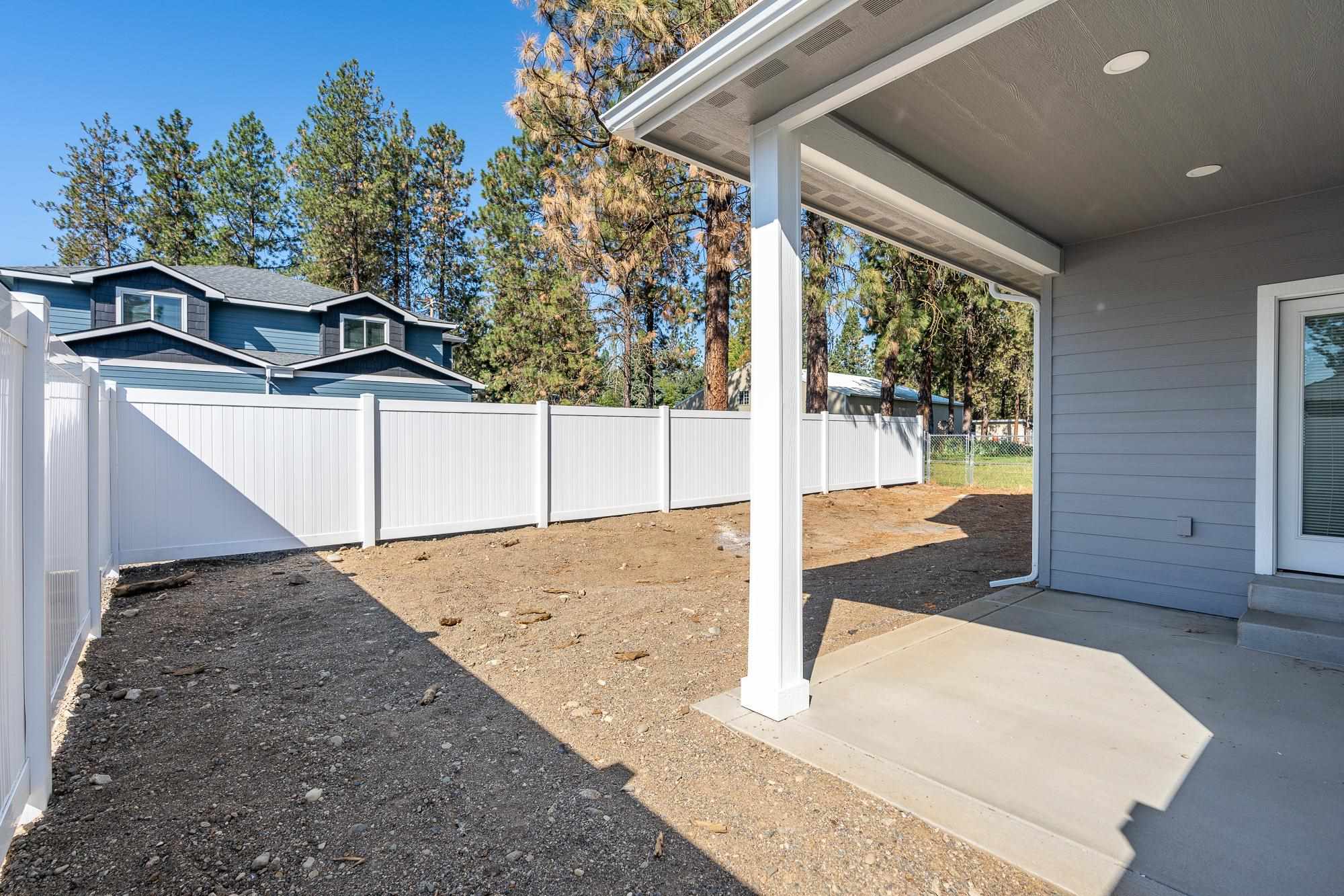 11911 North Ruby Road Spokane, WA 99218 - Photo 26 of 31