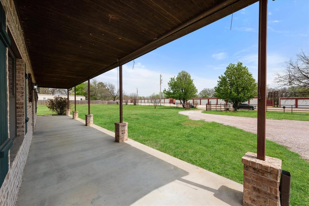 504 Texas Street Tioga, TX 76271 - Photo 16 of 38 a view of outdoor space