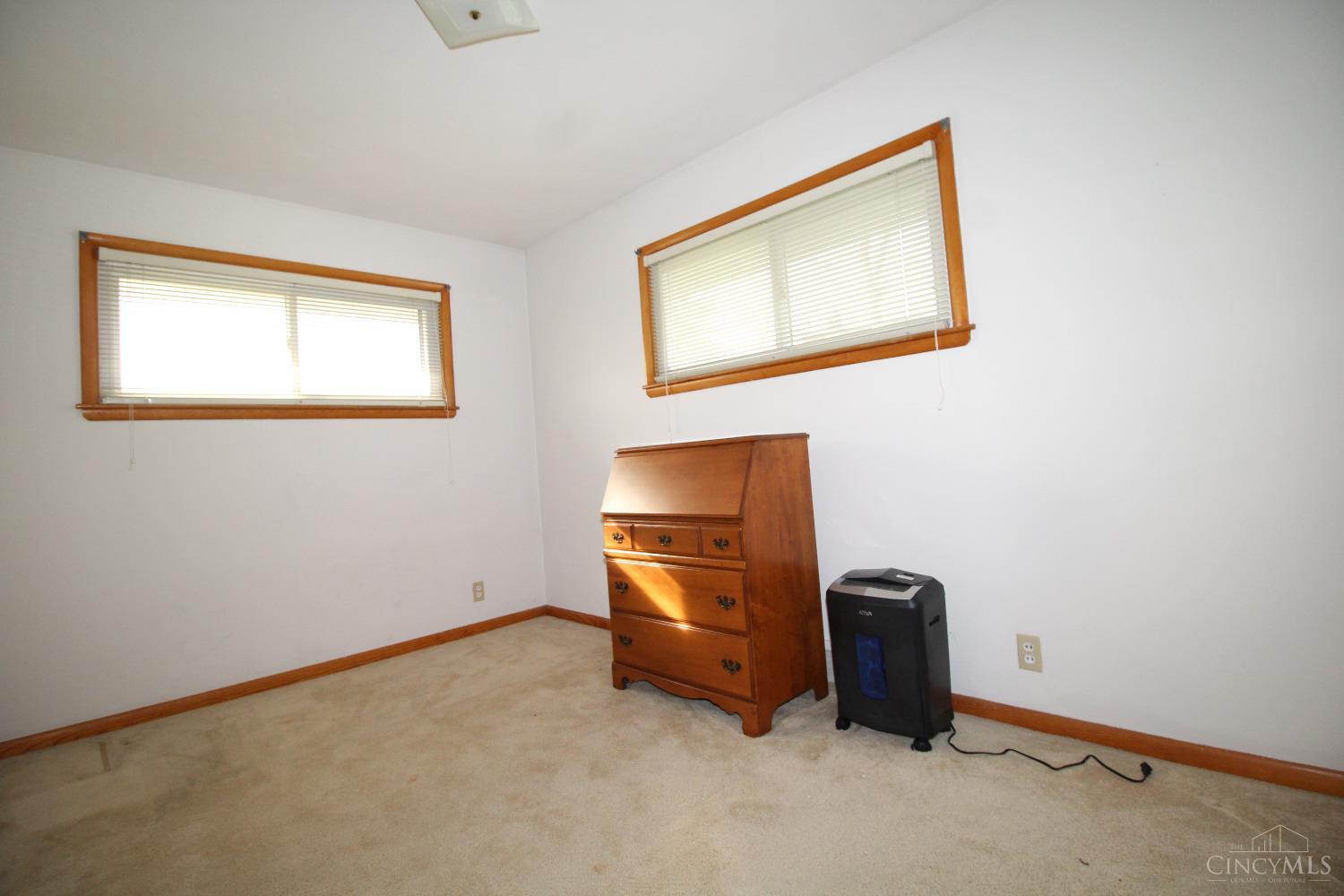 1195 Dale Road Hamilton, OH 45013 - Photo 11 of 19 Gallery Image 11