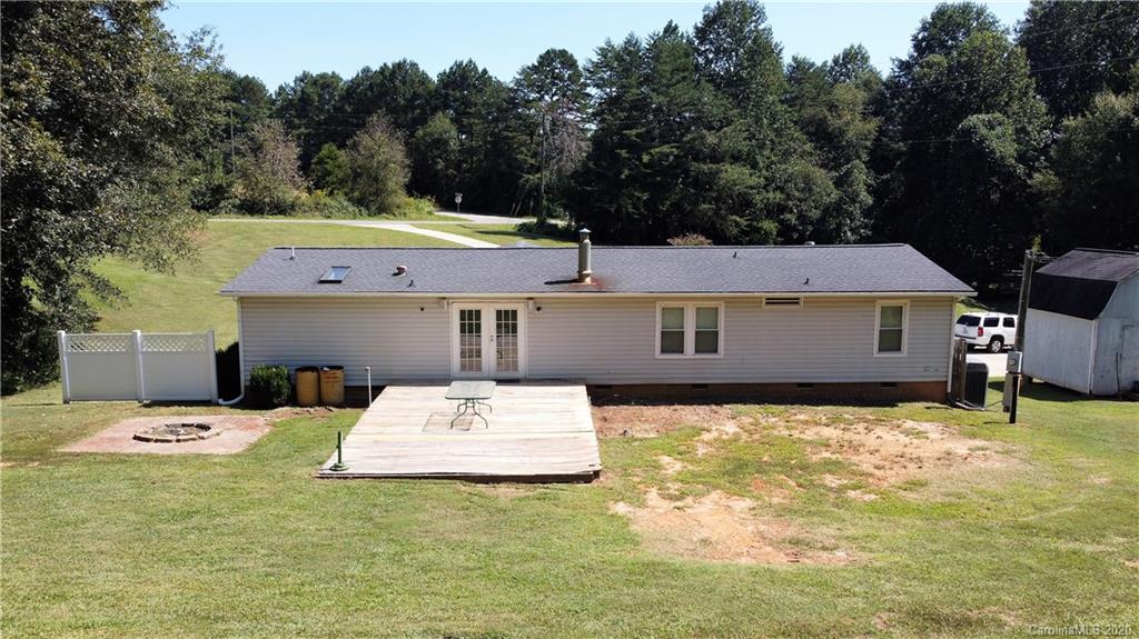 1495 Lloyd White Road Clover, SC 29710 - Photo 27 of 32