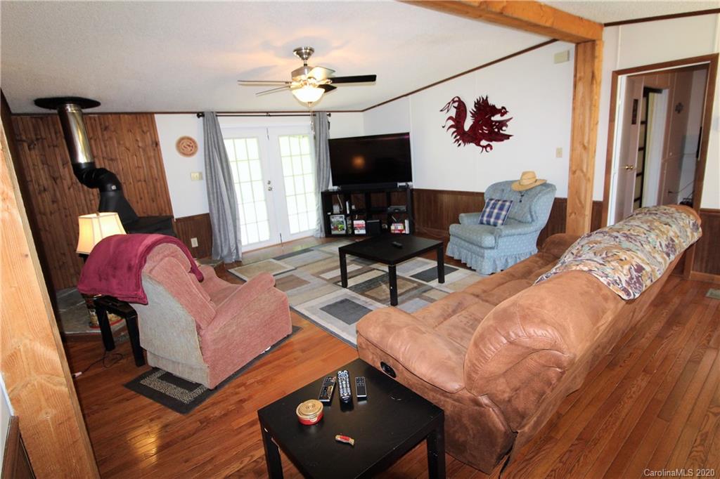 1495 Lloyd White Road Clover, SC 29710 - Photo 4 of 32