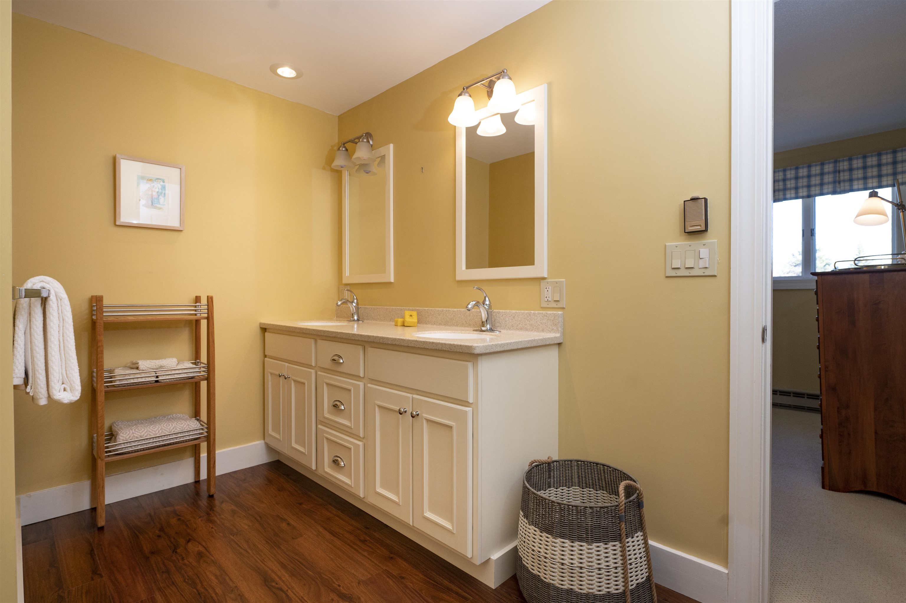 418 Lyman Batcheller Road, Unit 4E Hartford, VT 05059 - Photo 28 of 40 Gallery Image 28