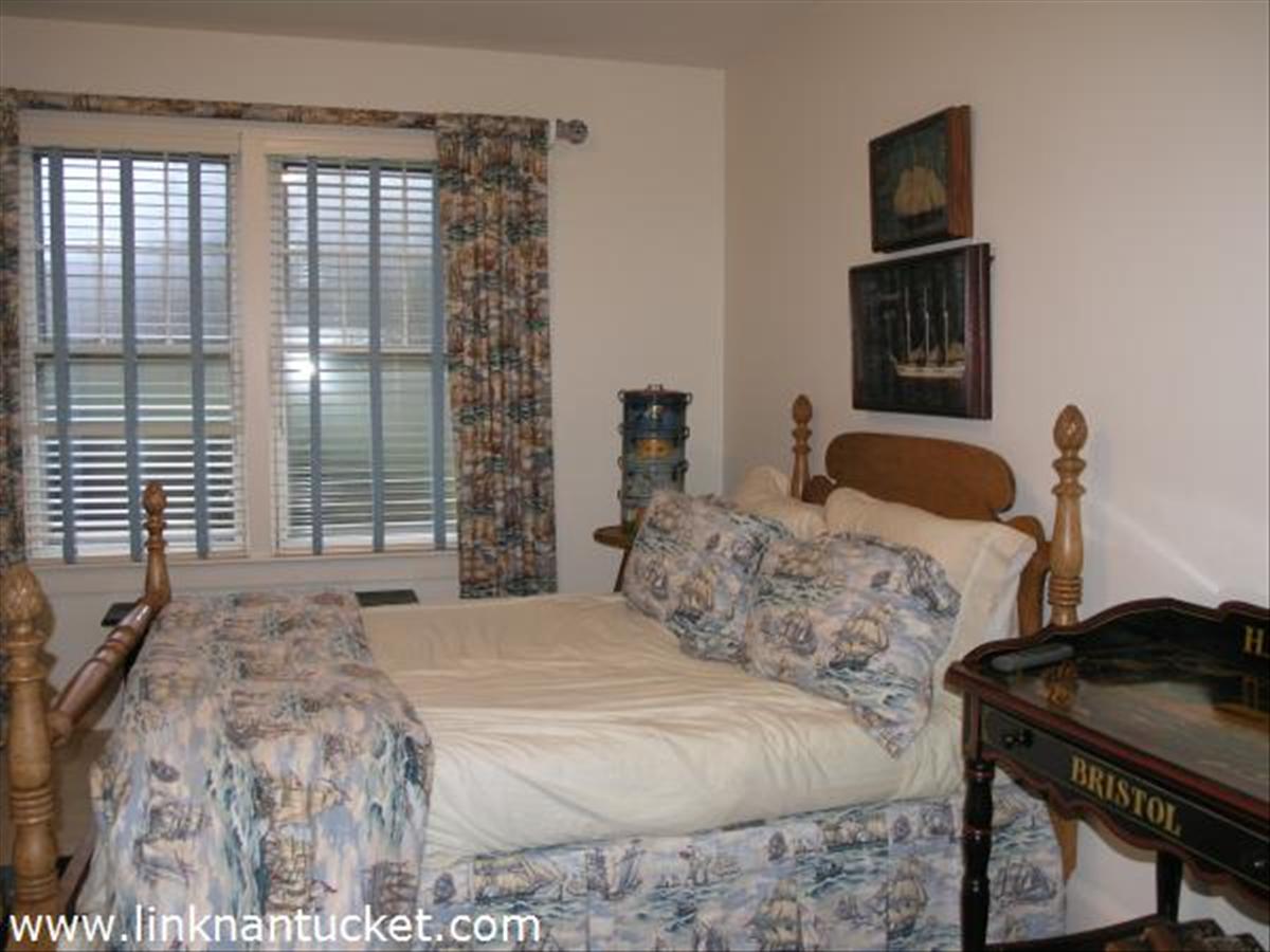 4 Monomoy Road Nantucket, MA 02554 - Photo 28 of 31 Gallery Image 28