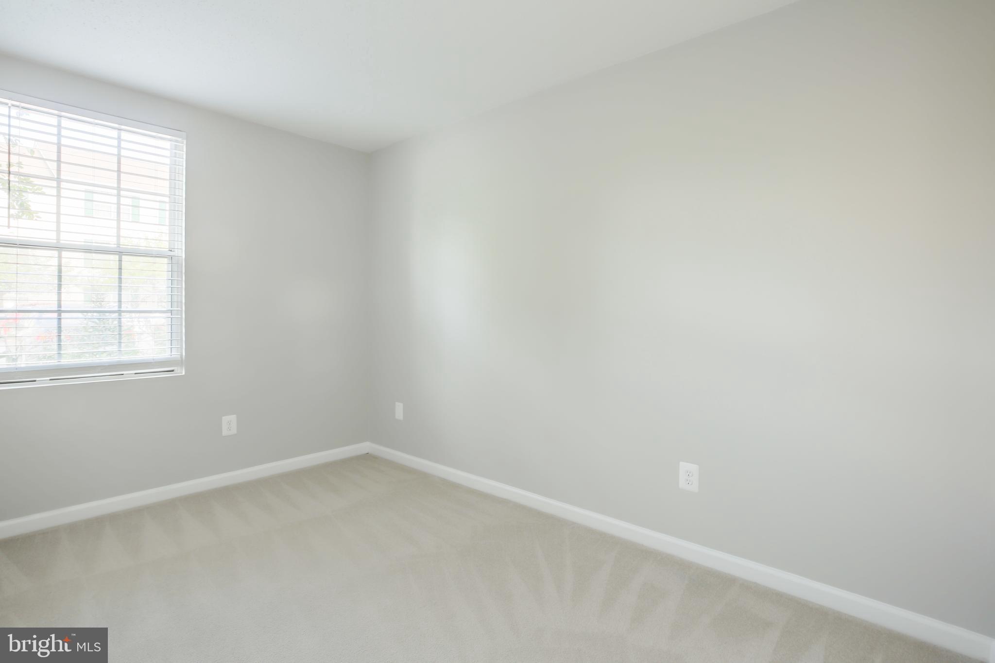 129 Fort Evans Road Southeast, Unit B Leesburg, VA 20175 - Photo 12 of 20 Bedroom 3