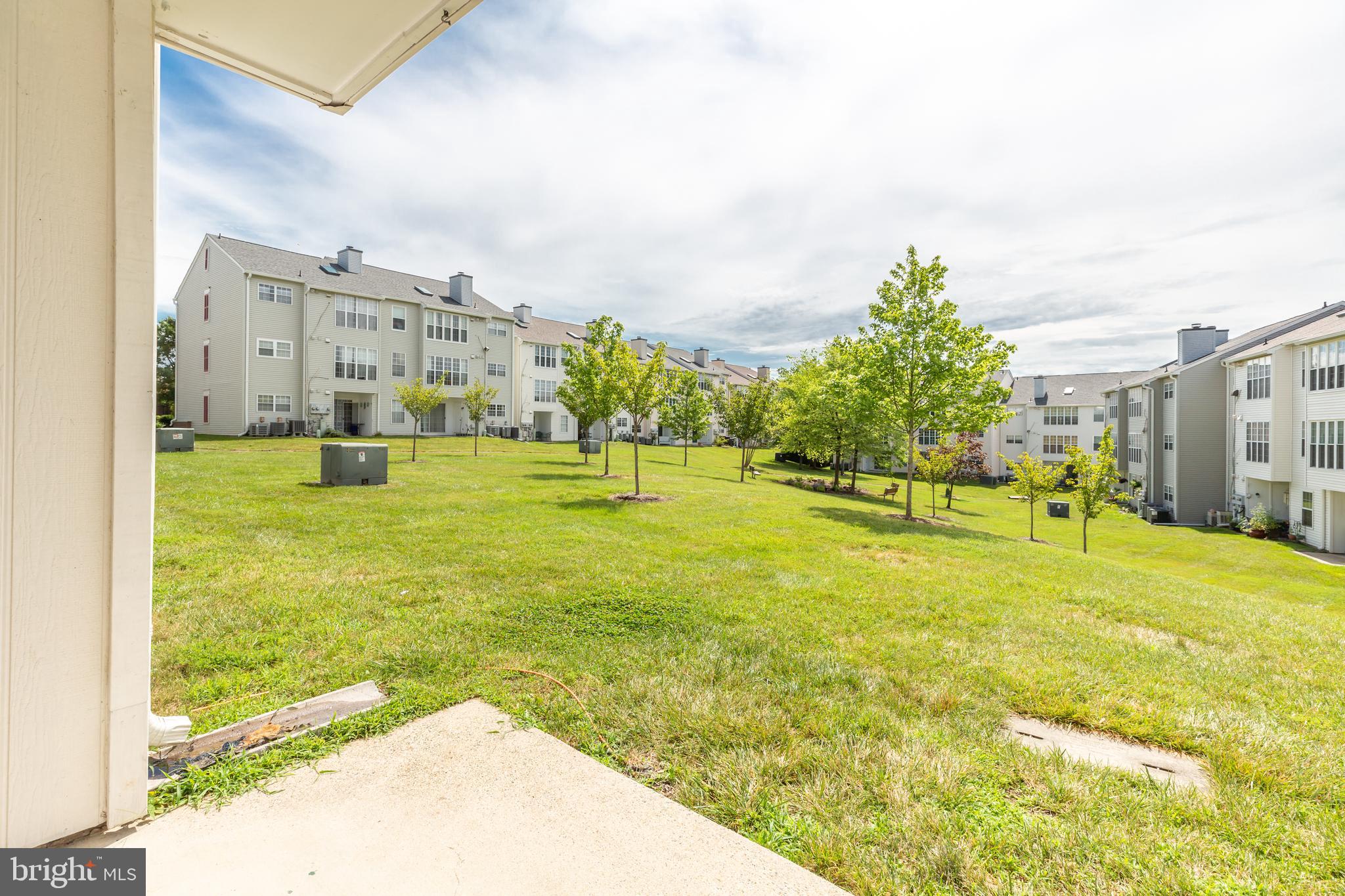 129 Fort Evans Road Southeast, Unit B Leesburg, VA 20175 - Photo 17 of 20 Patio off living room