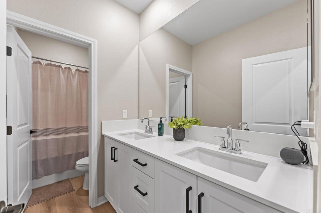 1775 Whitmore Loop Chula Vista, CA 91913 - Photo 25 of 59 HALLWAY BATHROOM