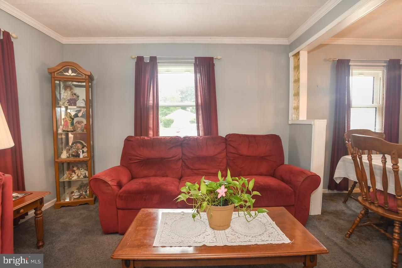 27 Lynbrook Road Wilmington, DE 19804 - Photo 5 of 19 Gallery Image 5