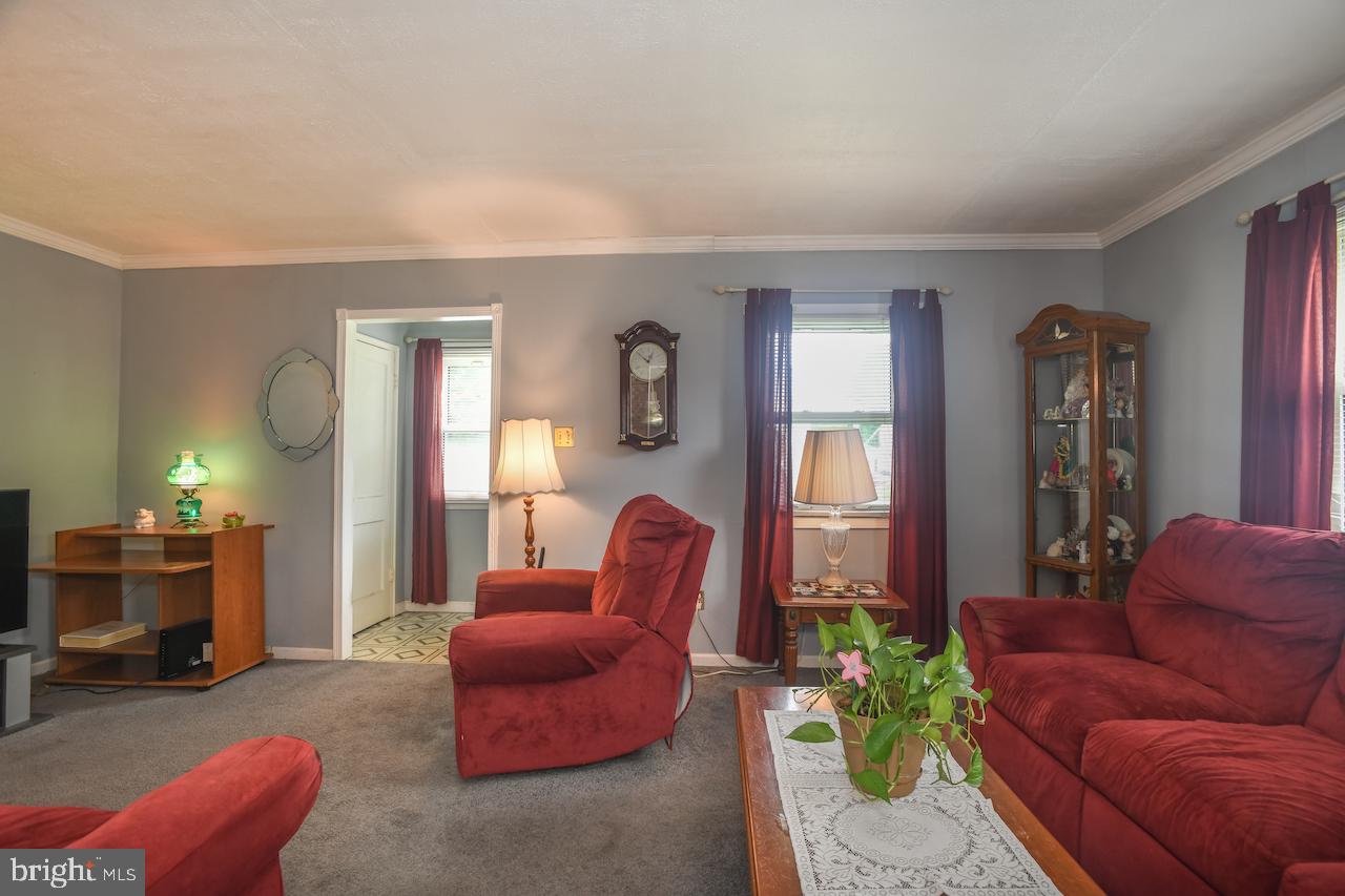 27 Lynbrook Road Wilmington, DE 19804 - Photo 7 of 19 Gallery Image 7
