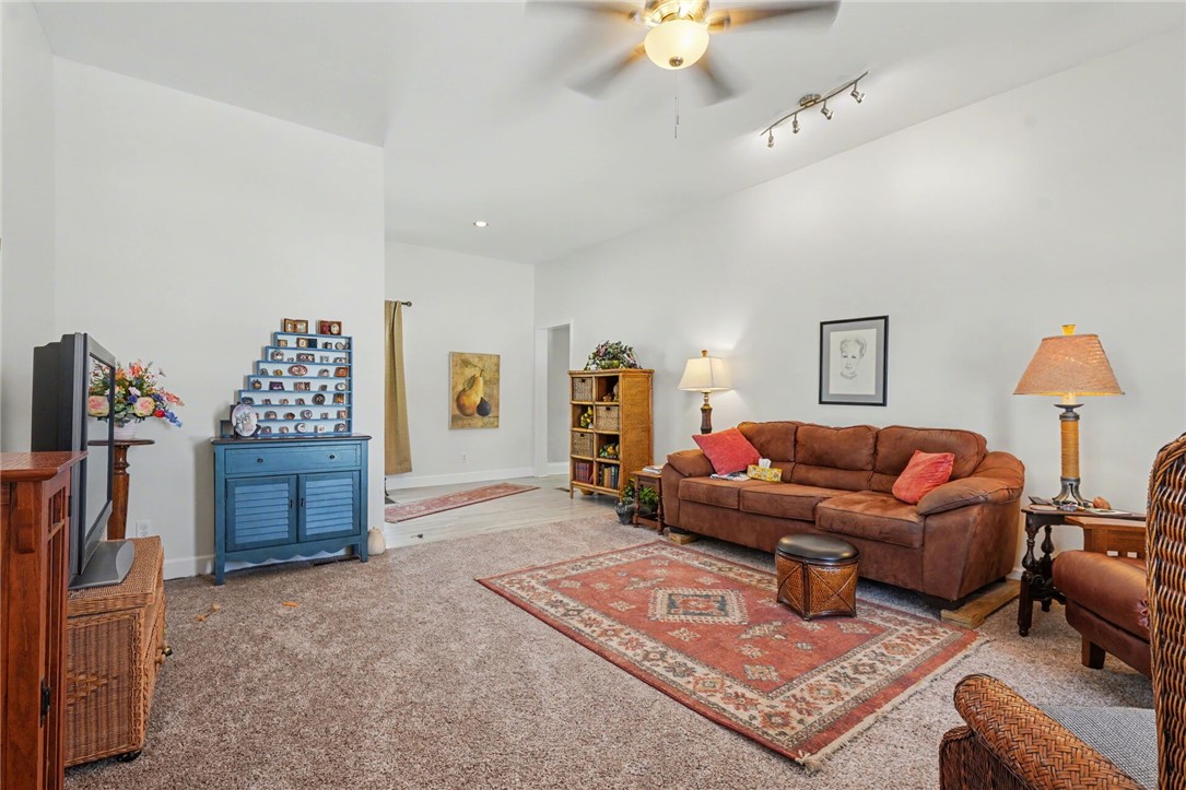 109 East King Street Smethport, PA 16749 - Photo 16 of 42