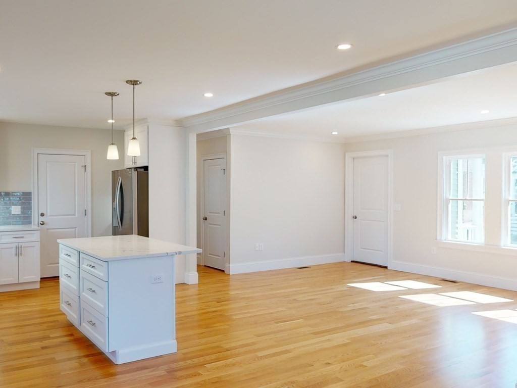 6 Fuller Road, Unit 6 Watertown, MA 02472 - Photo 7 of 41