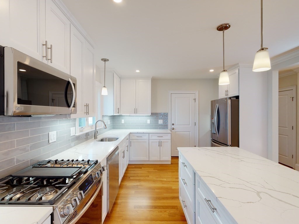 6 Fuller Road, Unit 6 Watertown, MA 02472 - Photo 8 of 41