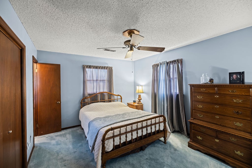 1550 South Lynnwood Drive Decatur, IL 62521 - Photo 18 of 31