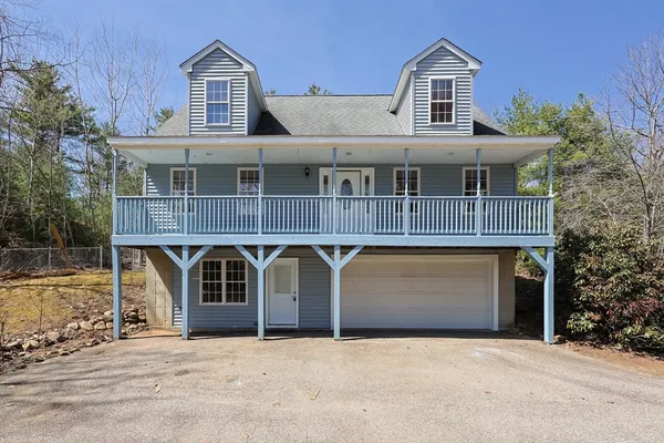 $2,500 | 127 Brook Road, Unit 1, Warren, MA 01083