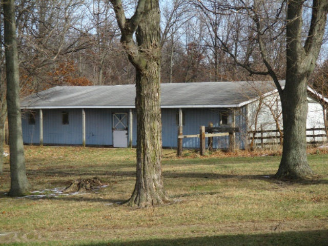 445 Block Road Coldwater, MI 49036 - Photo 2 of 11 IMG_1347