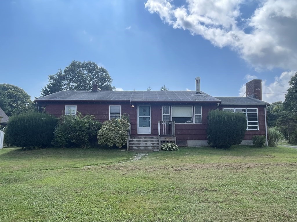 54 Wing Road Acushnet, MA 02743 - Photo 8 of 11