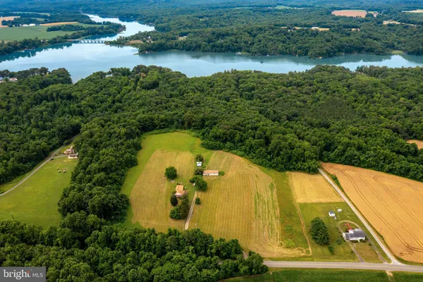 $799,000 | 5050 Zacata Road, Montross, VA 22520