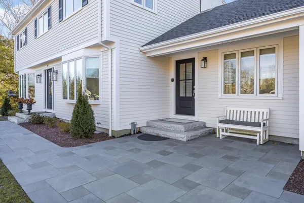 $899,000 | 24 Surrey Lane, Sandwich, MA 02563