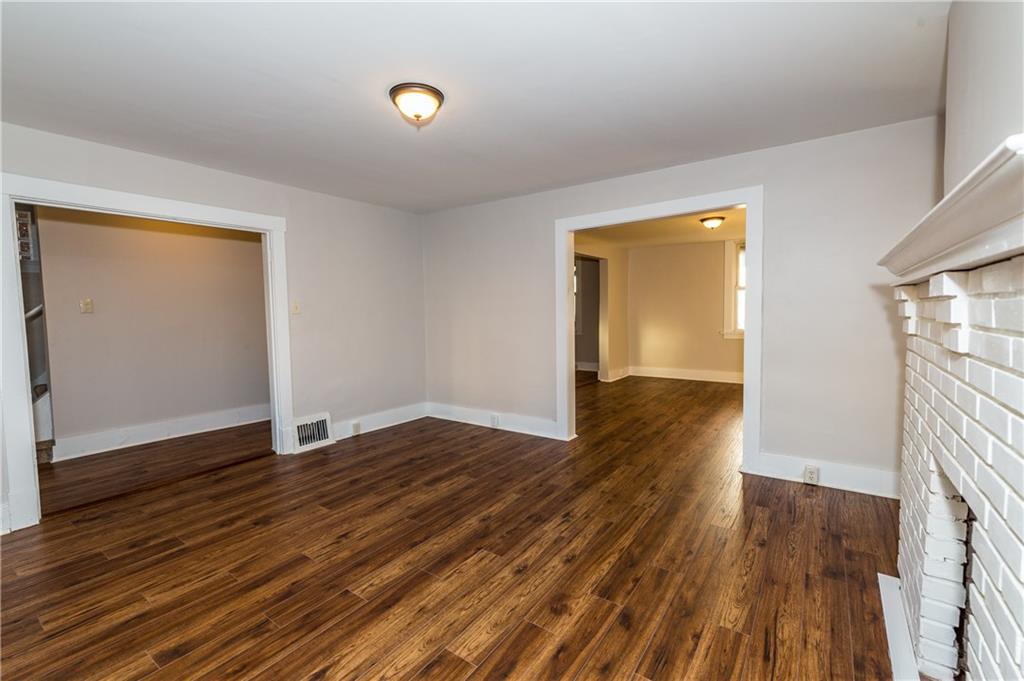 631 Beaver Road Ambridge, PA 15003 - Photo 21 of 25 2nd photo of living room
