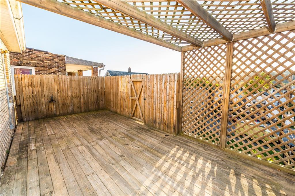 631 Beaver Road Ambridge, PA 15003 - Photo 25 of 25 2nd photo of upper level deck