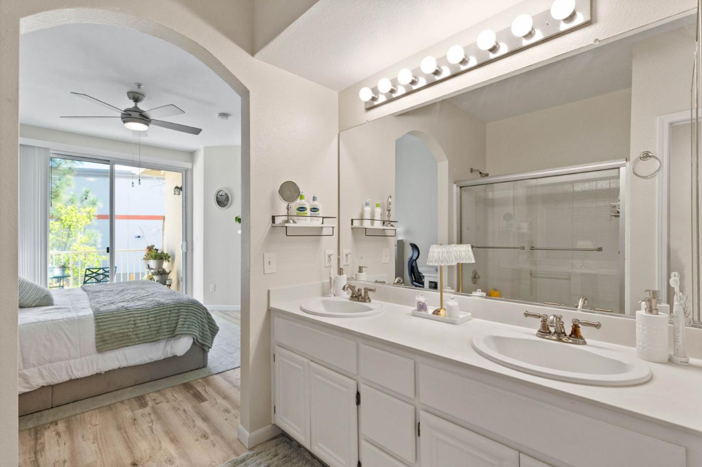 3337 Midtown Place San Jose, CA 95136 - Photo 19 of 32 a en suite bathroom with double vanity and a mirror