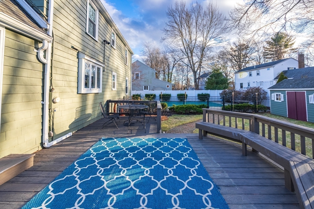 18 Wentworth Road Reading, MA 01867 - Photo 21 of 42 Gallery Image 21