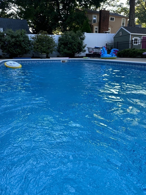 18 Wentworth Road Reading, MA 01867 - Photo 30 of 42 Gallery Image 30