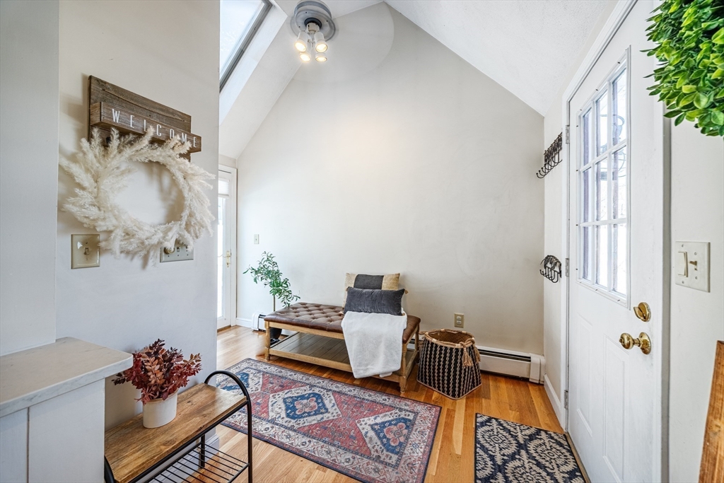 18 Wentworth Road Reading, MA 01867 - Photo 7 of 42 Gallery Image 7