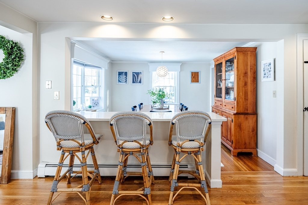 18 Wentworth Road Reading, MA 01867 - Photo 9 of 42 Gallery Image 9