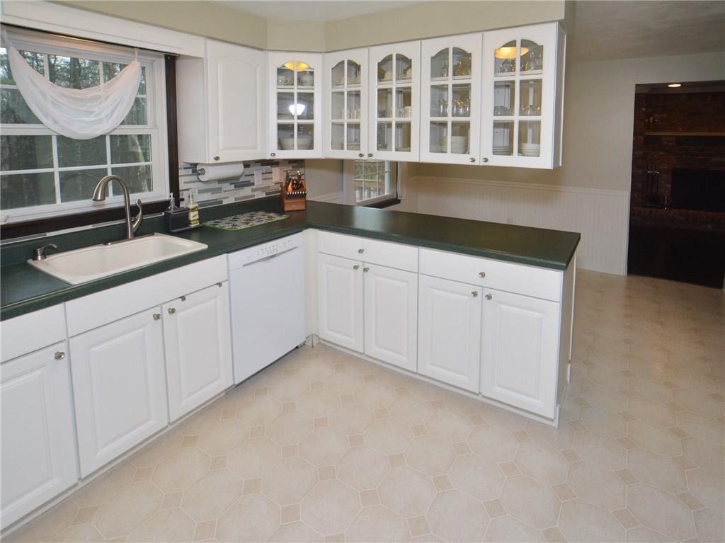 485 Lockwood Road Export, PA 15632 - Photo 3 of 24 Gallery Image 3
