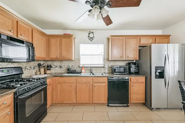 $330,000 | 11526 Socorro Lane, Tomball, TX 77377