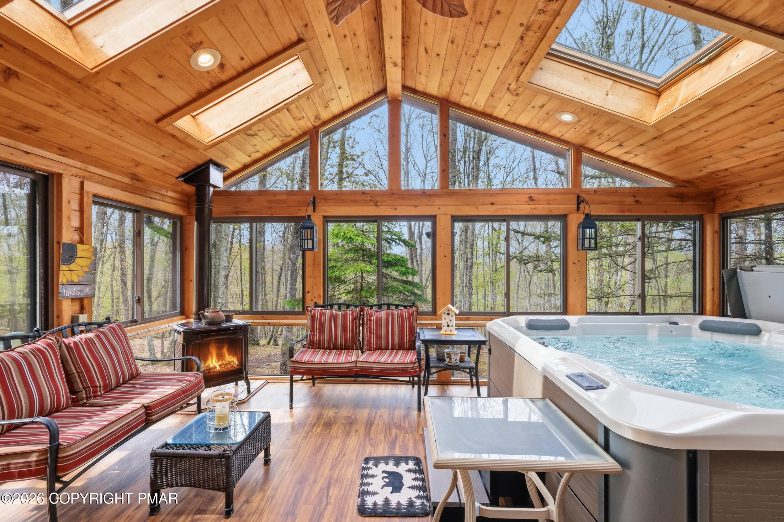282 Blue Ridge Drive Canadensis, PA 18325 - Photo 38 of 59 Sunroom