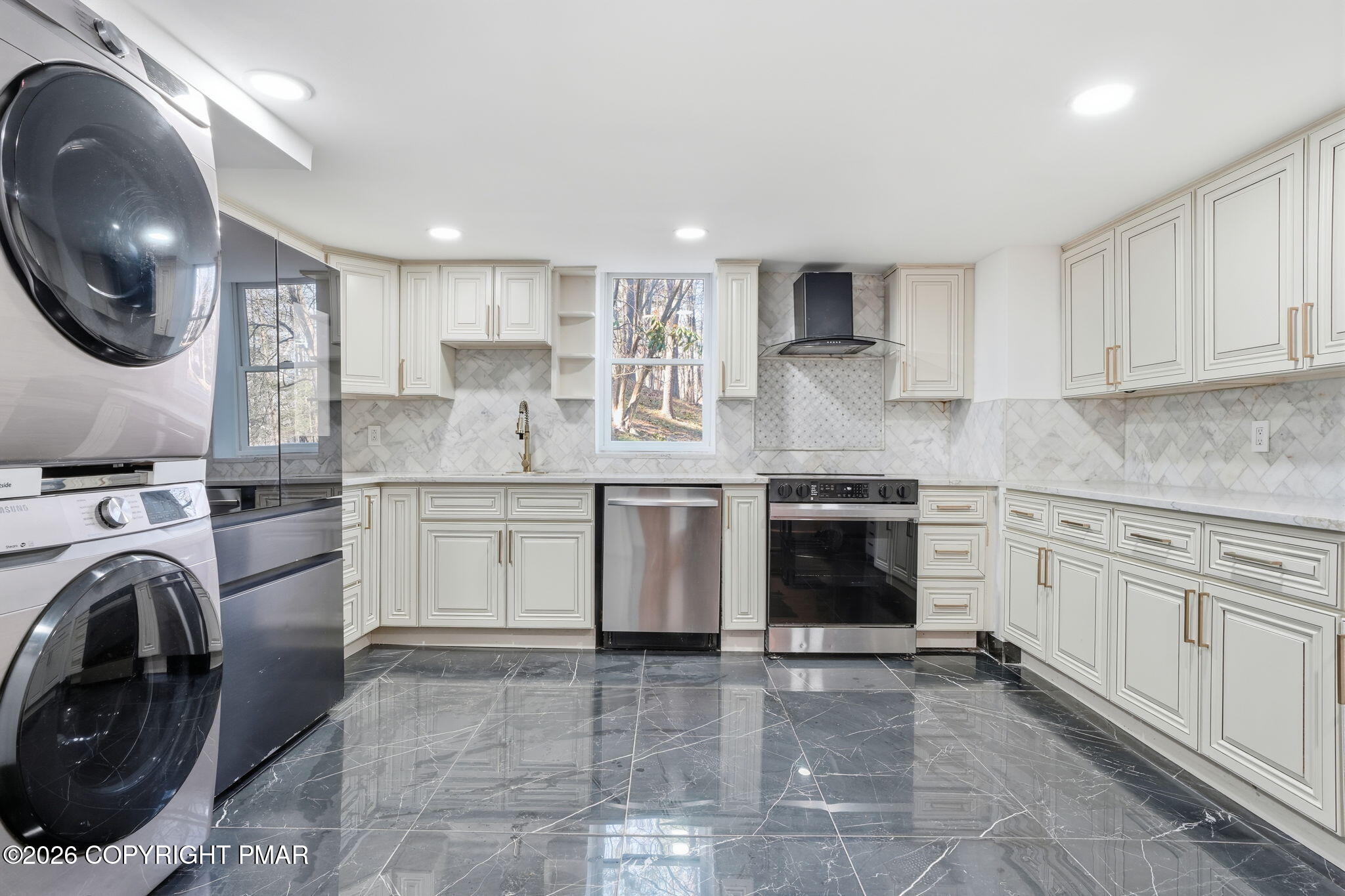 720 Stokes Mill Road East Stroudsburg, PA 18301 - Photo 52 of 87 51-web-or-mls-DSC02456