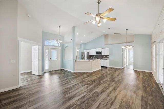 $445,000 | 2716 Cedaridge Circle, Clermont, FL 34711